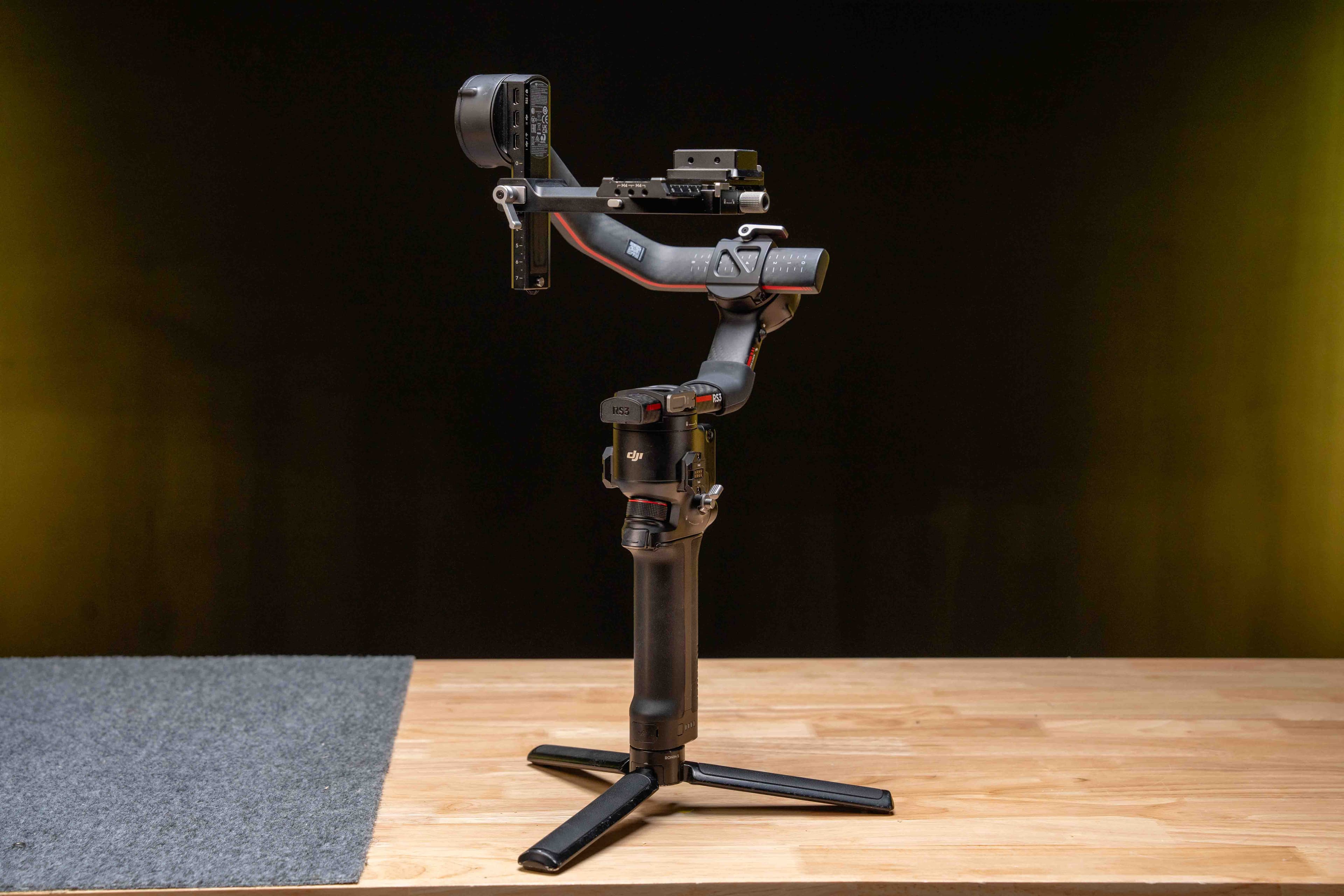 DJI RS 3 Gimbal Stabilizer