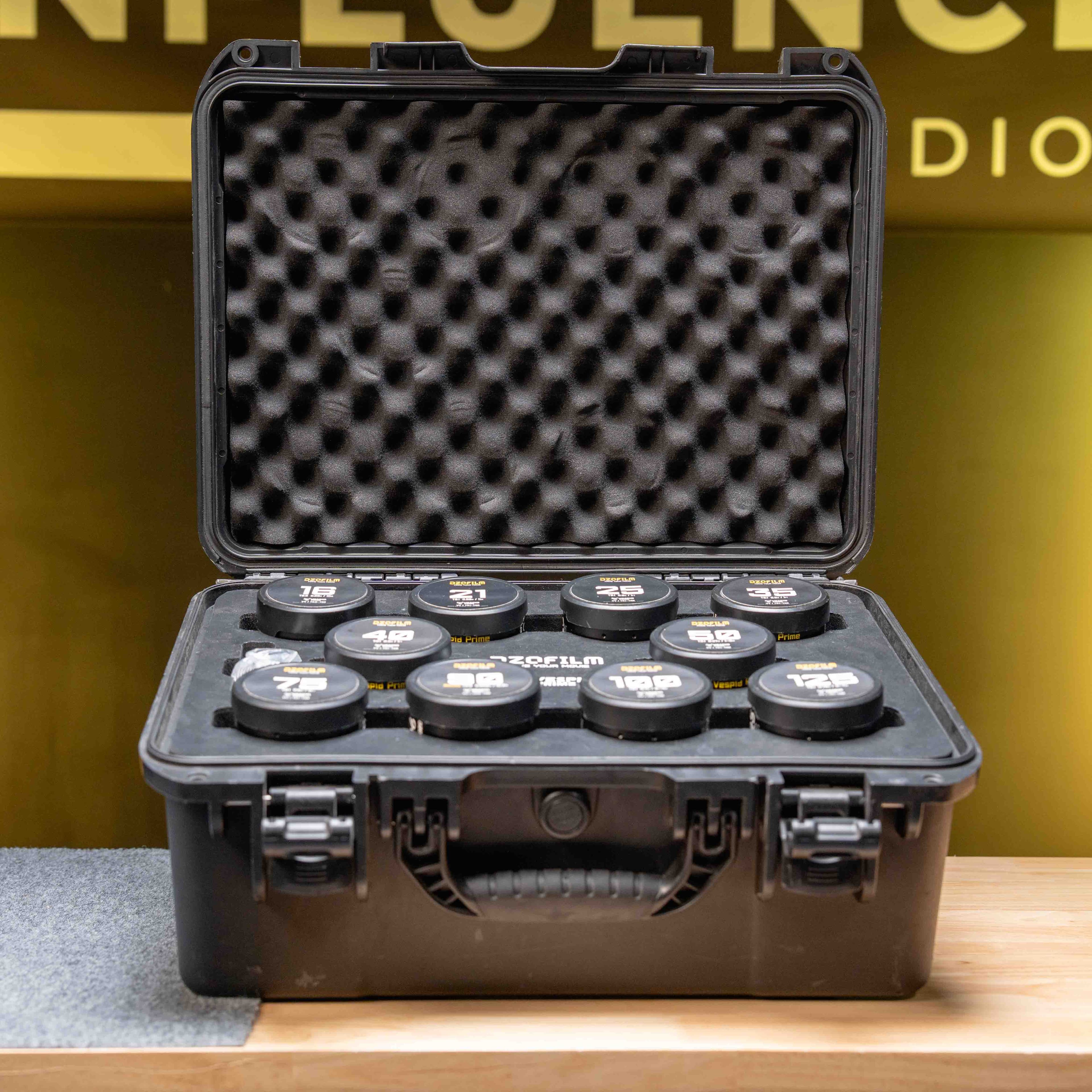 DZO Vespid Primes 16, 21, 25, 35, 40, 50, 75, 90 (macro) 100, 125 - 10 Lens Set