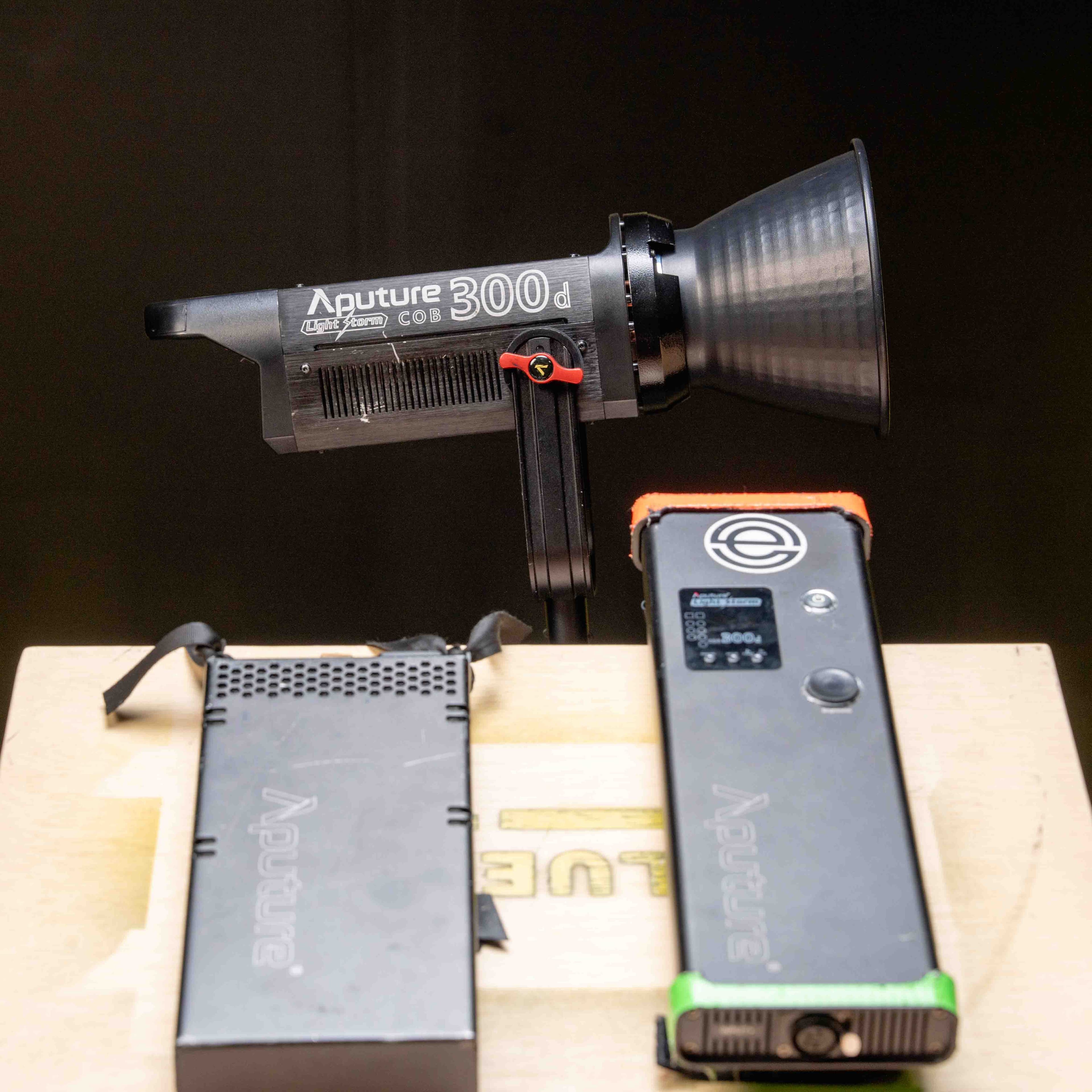 Aputure LS 300D